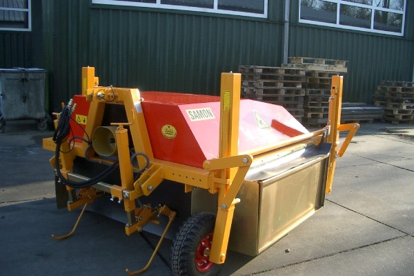 open-model-19-16981518255K8SM.jpg