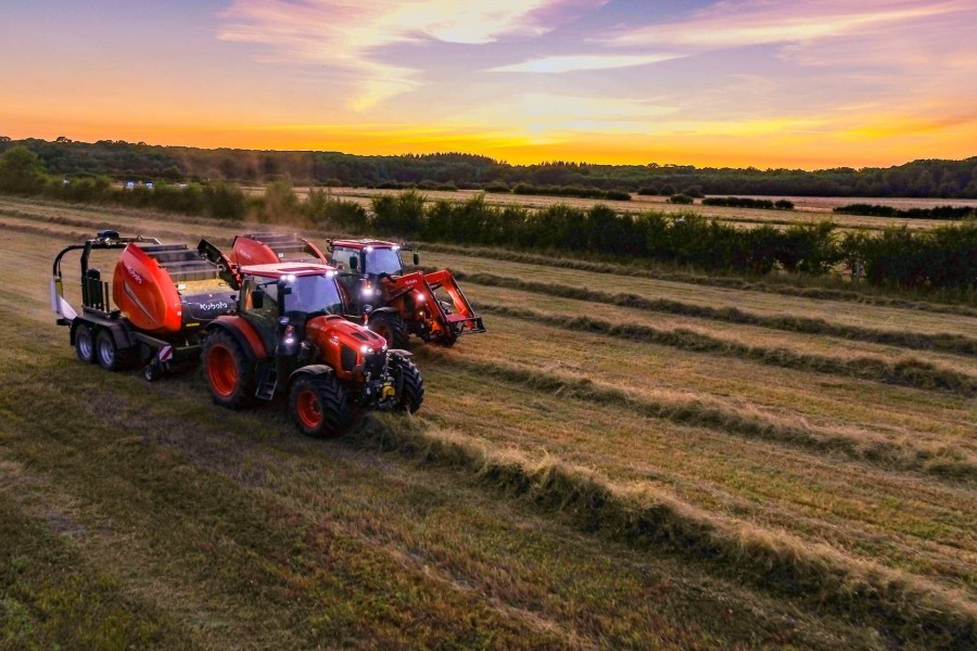 M6002_baler_Grass_front31_dynamic.jpg