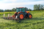 M5002_tedder_grass_rear_dynamic.jpg