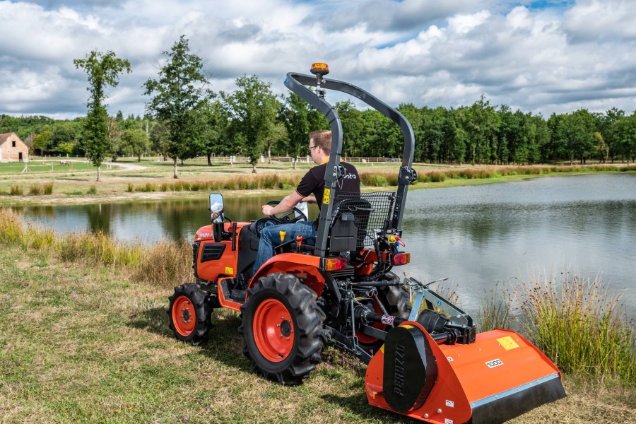 B1_flail_mower_grass_side4.jpg