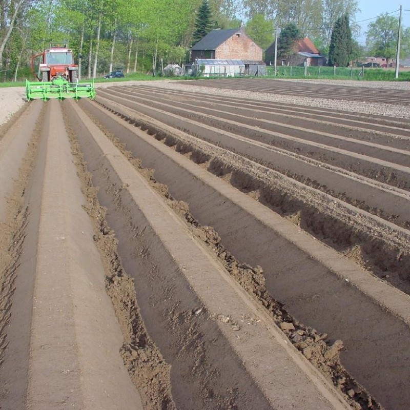 Soil-blocker-Baselier.jpg